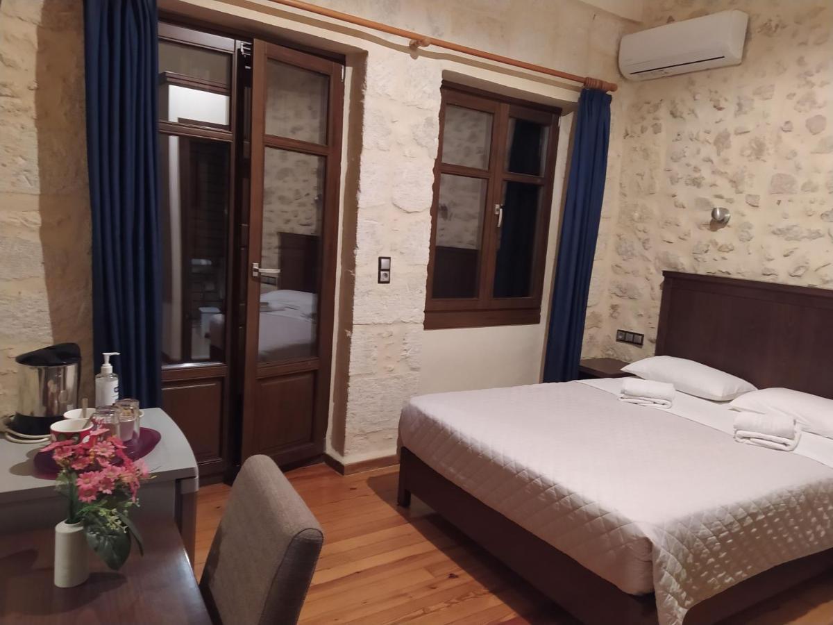 Sea Front Old Town 호텔 레팀노 외부 사진